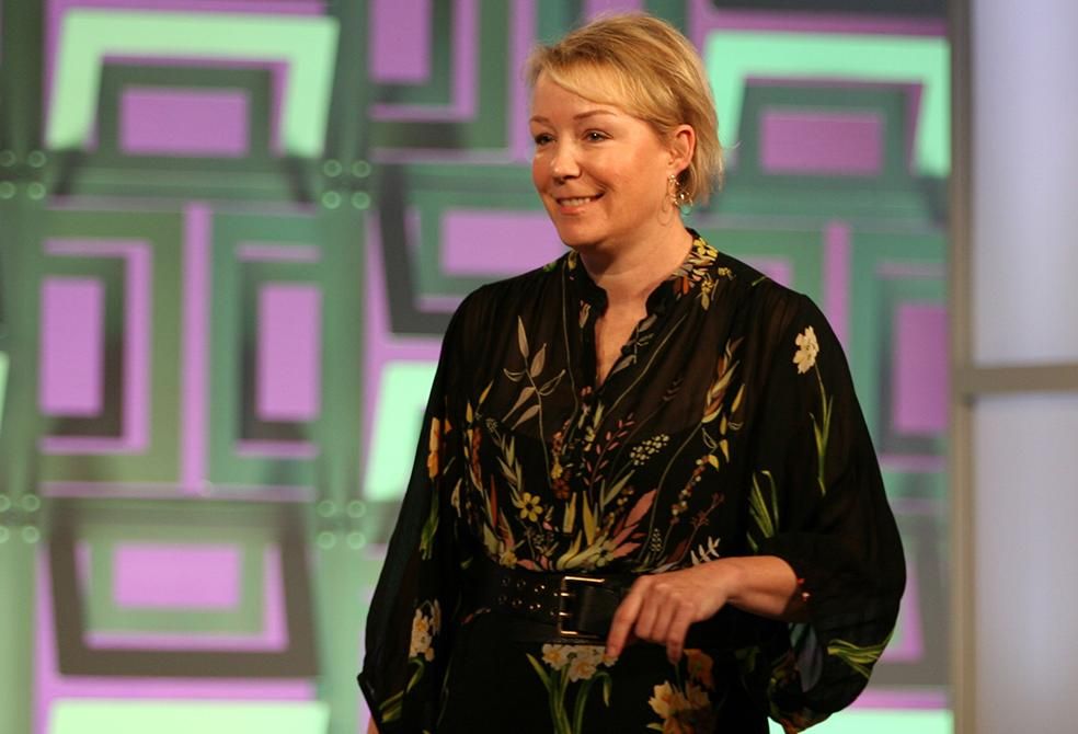 Salesforce's Elizabeth Pinkham Discusses Open-Office Culture ...