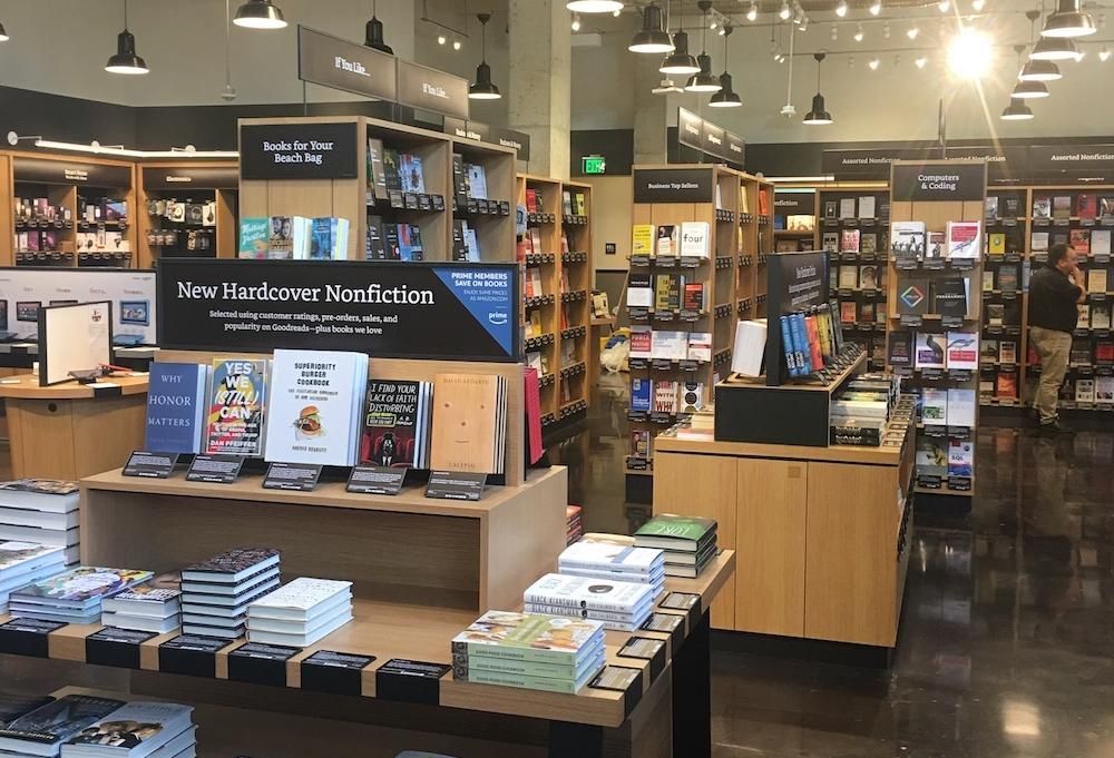 Amazon Opens 2nd D C Area Bookstore In Bethesda