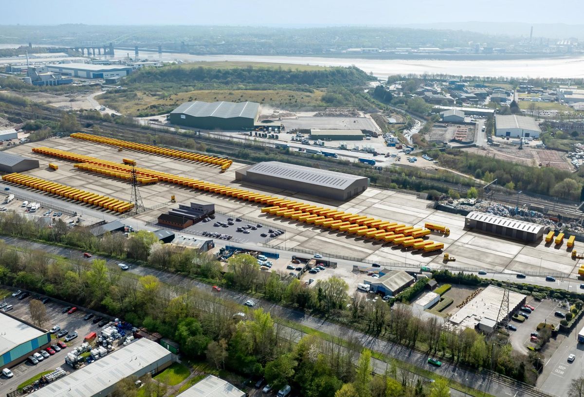 Redevco Buys 560K SF Jaguar Land Rover Logistics Hub In UK IOS Push