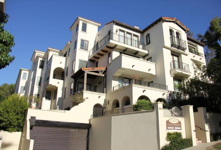 Brentwood Apartments Fetch Record 1m Door