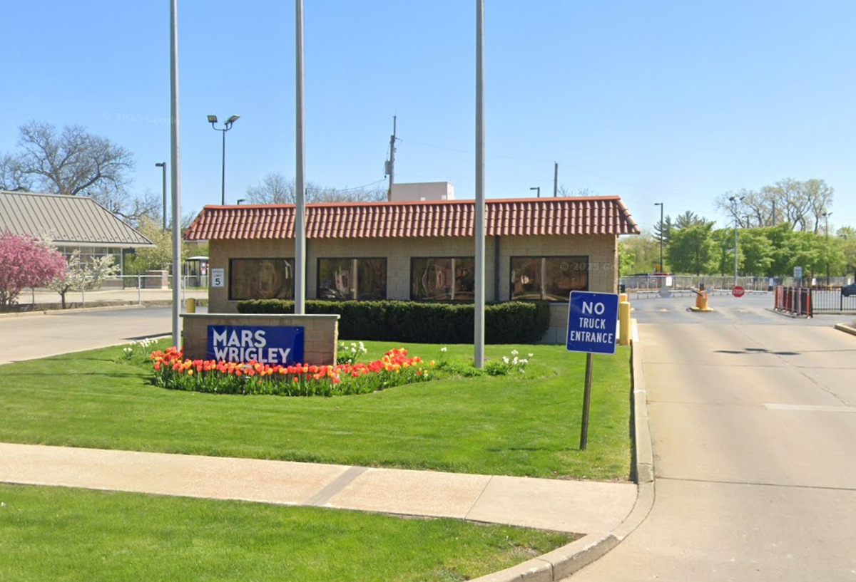 Mars Factory Overhaul Stalls As Candymaker's Chicago Expansion Accelerates