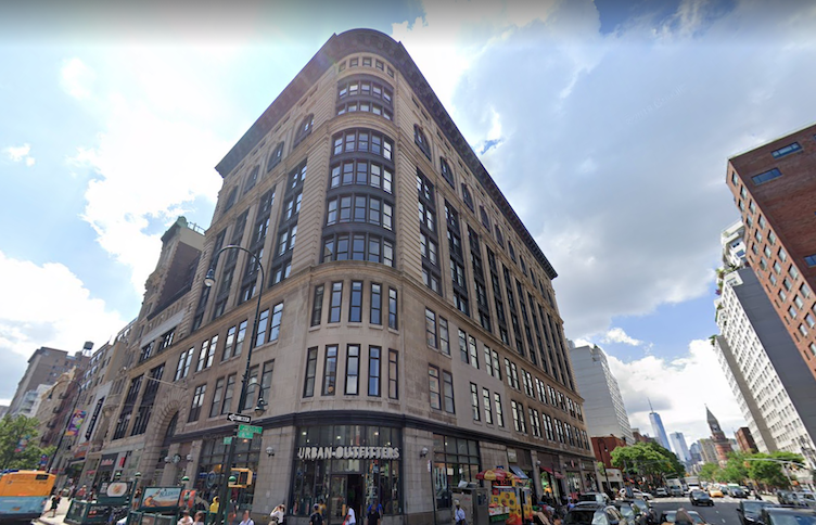 Urban Outfitters Closes Its 14th Street Location In Manhattan After 2