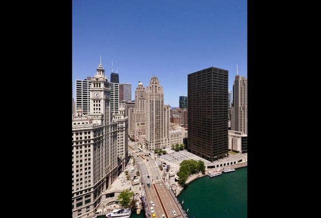 Michigan Avenue Apple Store