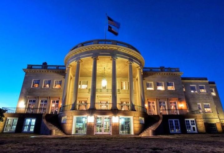 White House Replica For Sale In Galveston