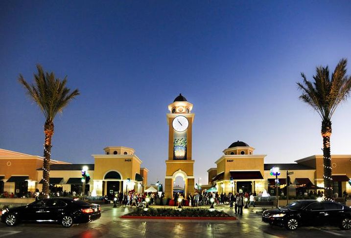 La Costa Town Square
credit: Terramar