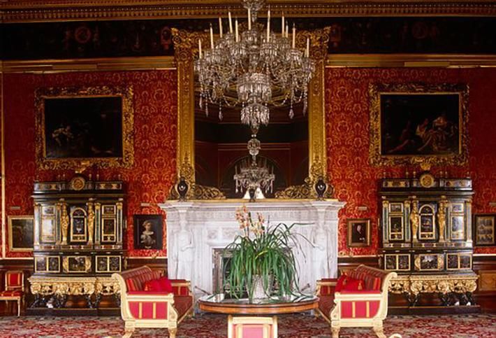 Ancestral Homes In The Modern Age Alnwick Castle