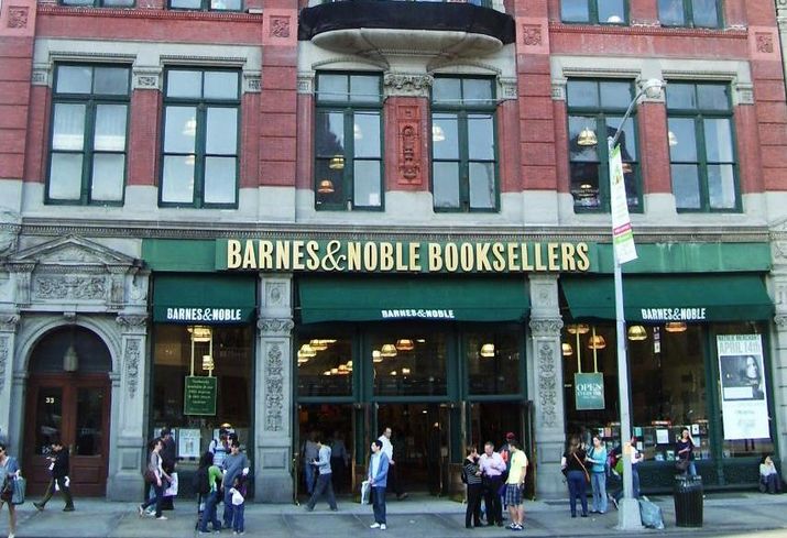 Barnes Noble Bought By Hedge Fund To Be Led By U K Bookseller