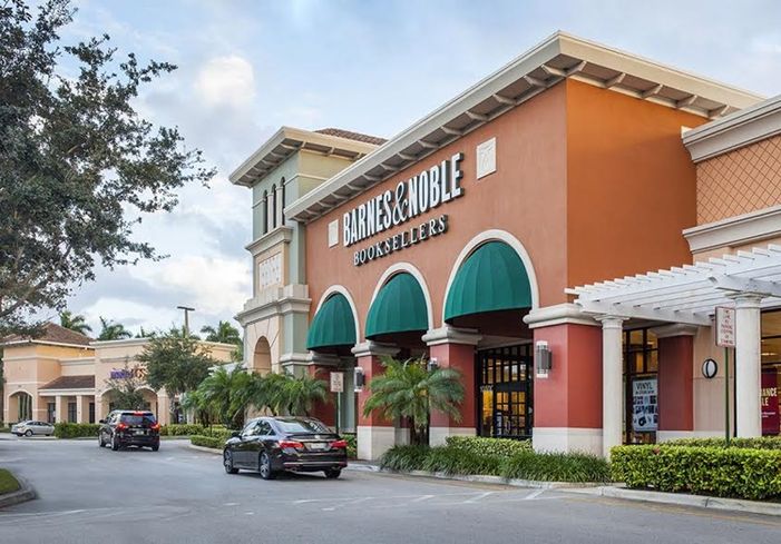 Wellington Center Trades To Ny Investor 7 Years After Foreclosure