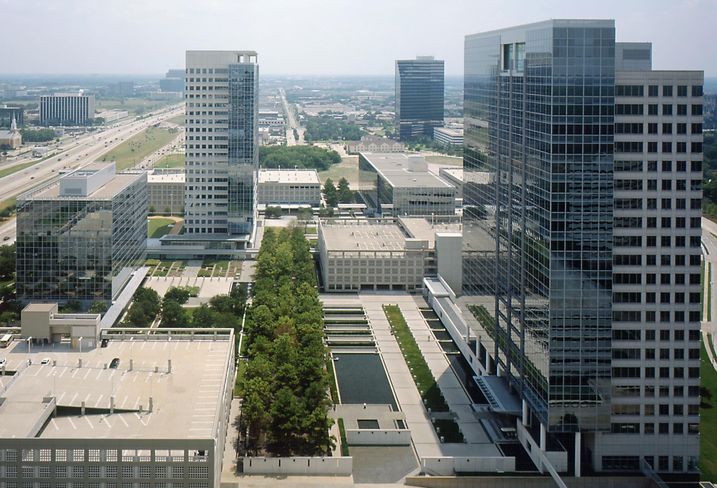 CBRE's Rich Pancioli and John Morris represented Honeywell in a 114K SF lease at CityWestPlace at 2103 CityWest Blvd., Houston.