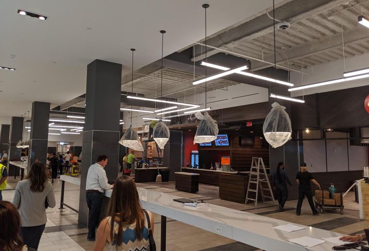 Fashion District Philadelphia Opening Time 2 fit?height=489&type=jpeg&url=https%3A%2F%2Fs3.amazonaws.com%2Fcdn.bisnow.net%2Fcontent%2Fimages%2F2019%2F09%2F5d81630f0f462 market eats fashion district philadelphia preit